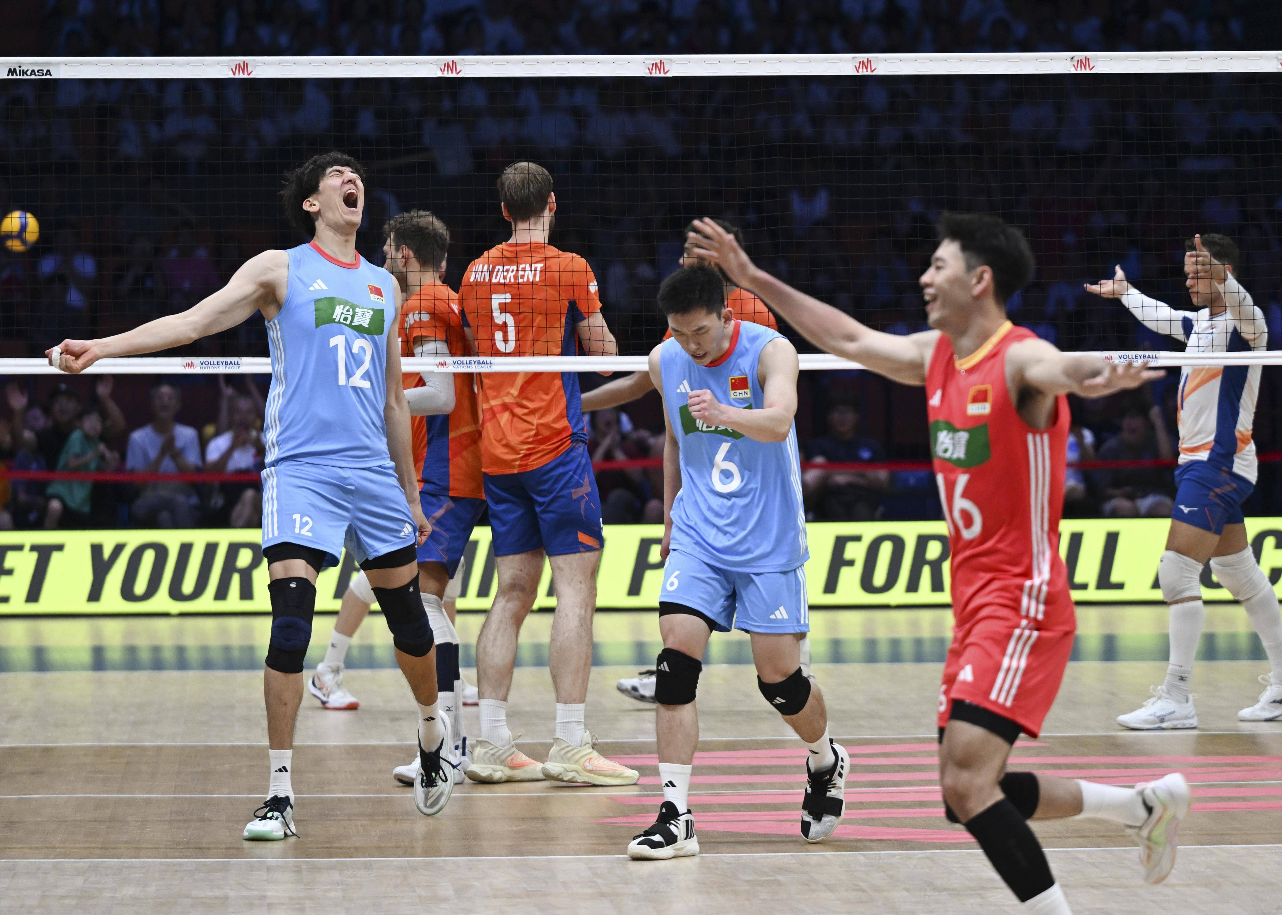 -宿敌再战！强队鏖战亚洲赛场