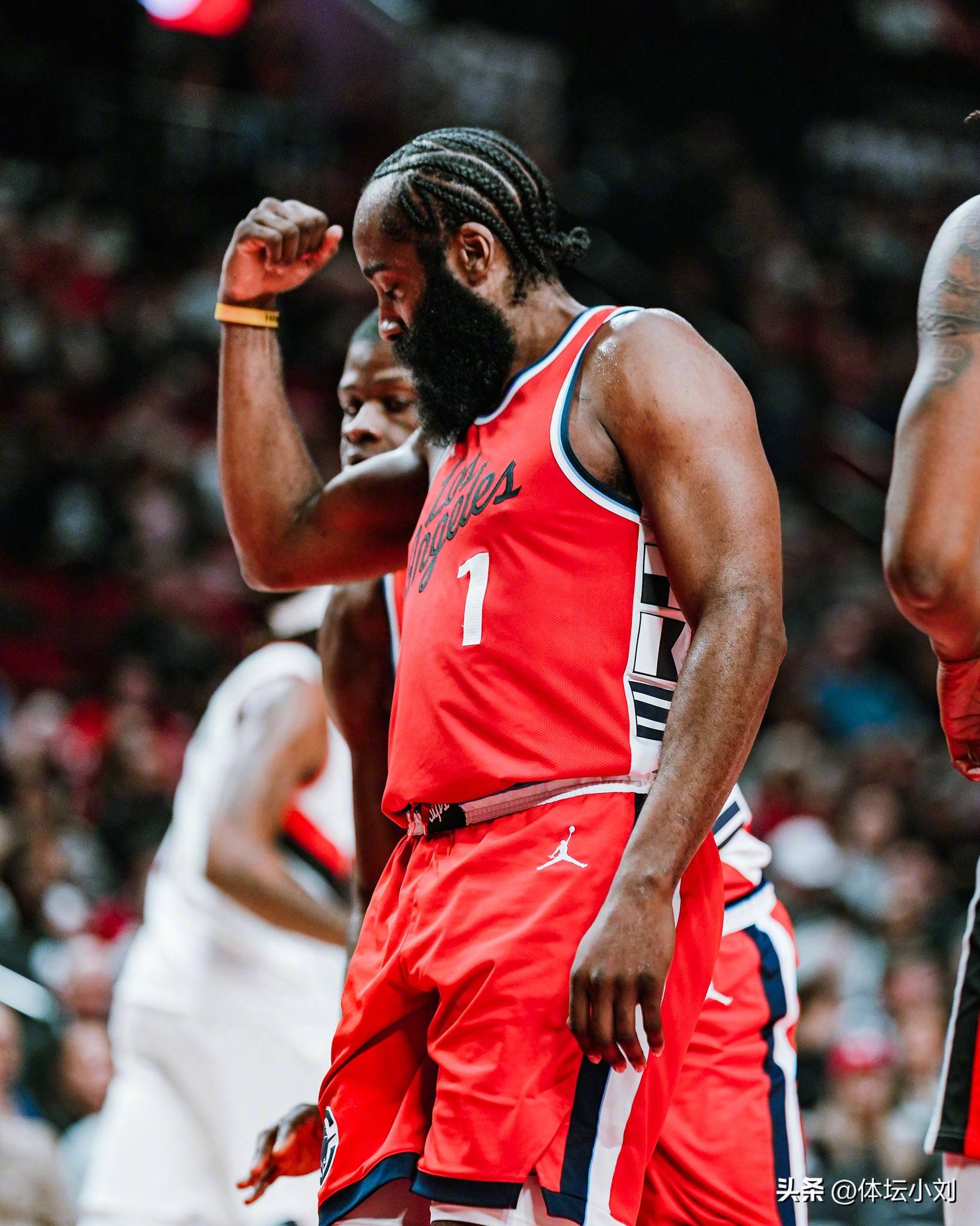 DB彩票试玩-快船逆转篮网，莱昂纳德建功