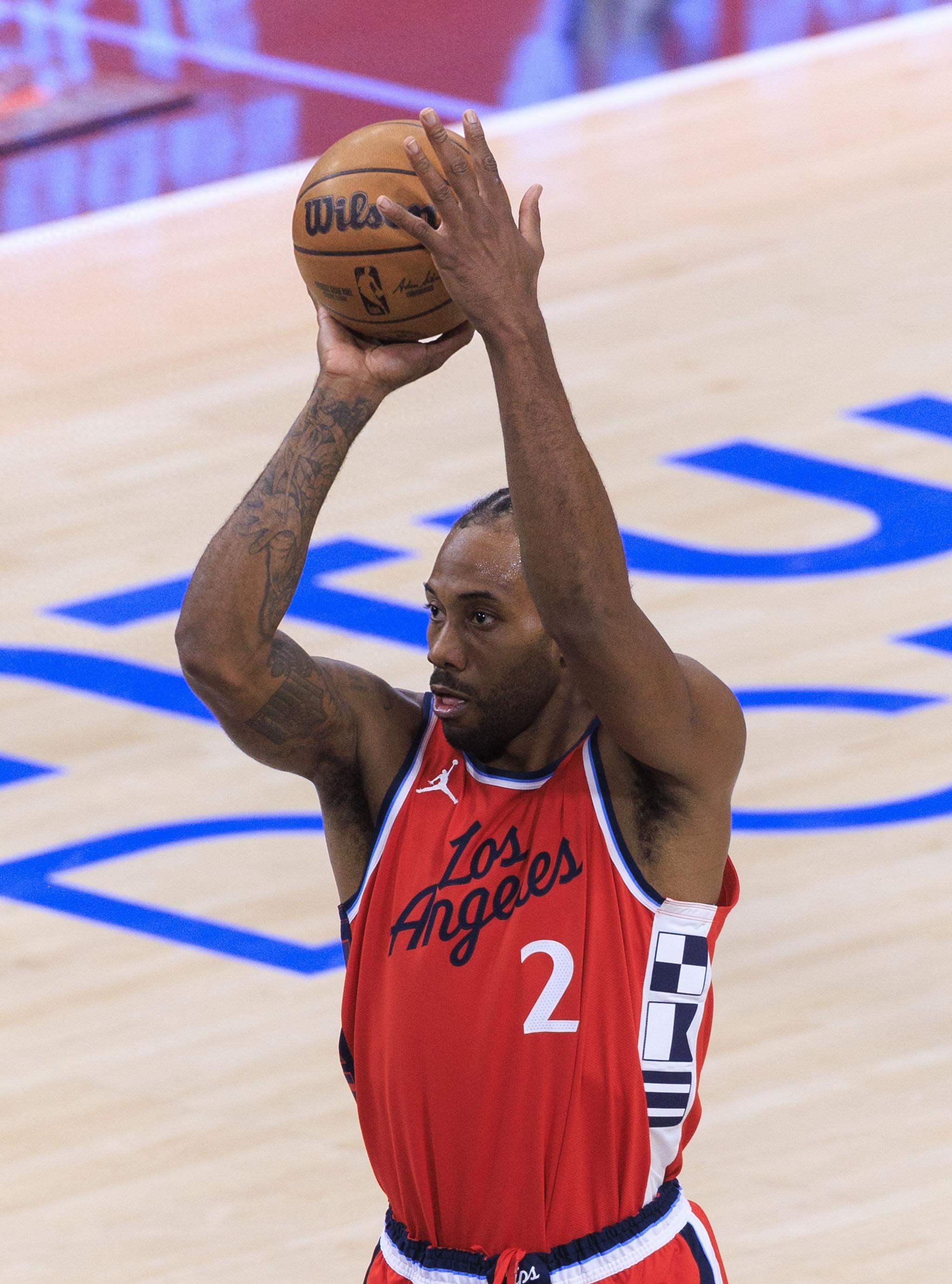 快船逆转篮网，莱昂纳德建功